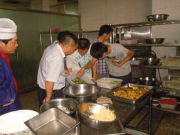 餐飲中心聯合伙管會開展食品衛生安全檢查，全面提升餐飲安全管理水平